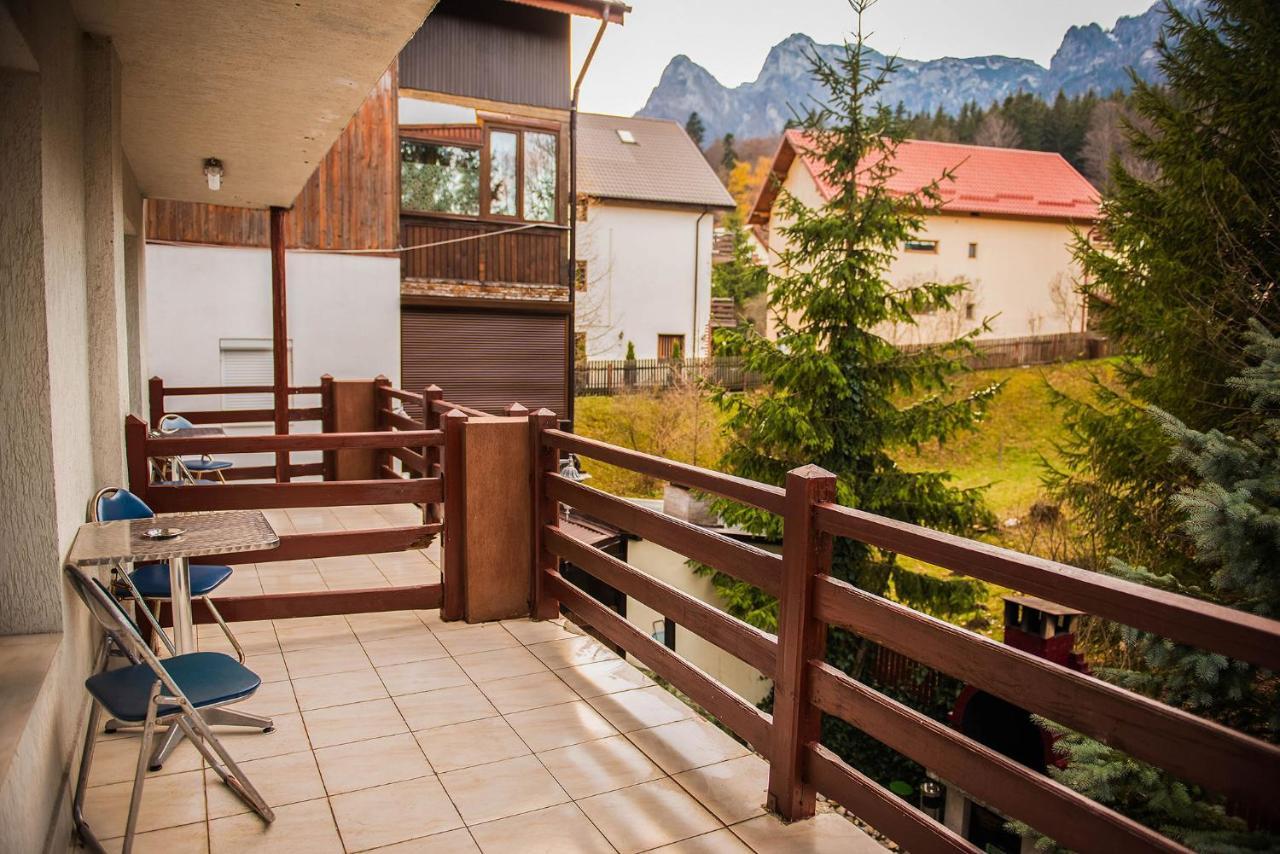 Casa Maia Hotel Busteni Bagian luar foto