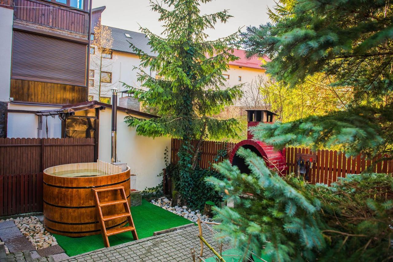 Casa Maia Hotel Busteni Bagian luar foto